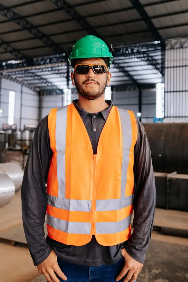 Óculos de Proteção para Lentes de Grau: Segurança e Estilo em Um Só Produto
