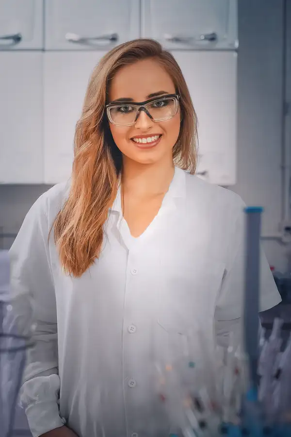 Proteja Seus Olhos: A Importância dos Óculos de Segurança para Produtos Químicos